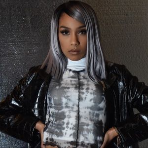 Meet your Posher, Selena